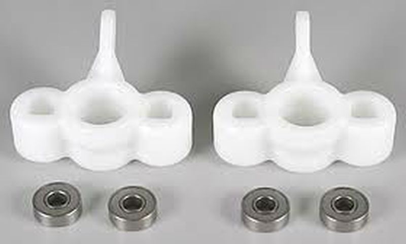 T/E-Maxx 1.5, 2.5 & Associated MGT Steering Knuckles - White