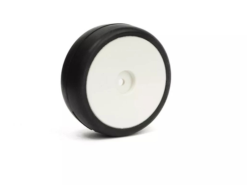Slick-Gummi-Reifen Asphalt Härte 32 auf Felgen weiß (4)