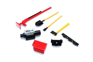 SCALE ACCESSORIES: PLASTIC TOOL SET FOR CRAWLERS -7PC SET